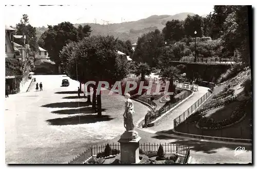 Cartes postales Bagneres de Bigorre Les Jardins des Themes