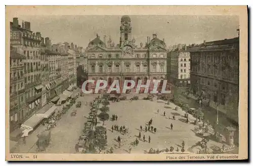 Cartes postales Lyon Place des Terreaux Vue d'ensemble