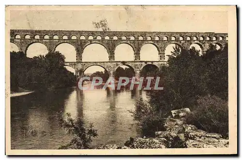 Cartes postales La Douche France Nimes Gard Le Pont du Gard