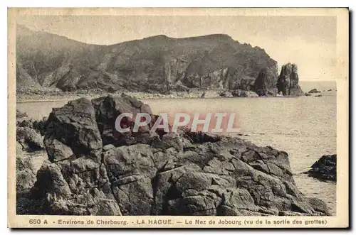 Ansichtskarte AK Environs de Cherbourg La hague Le Naz de Kabourg vu de la sortie des grottes