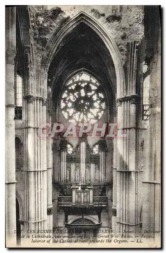 Cartes postales Les Ruines de la Guerre Reims Interieur de la Cathedrale