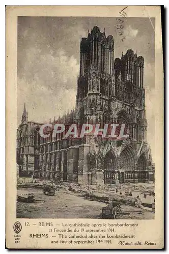 Cartes postales Reims La cathedrale apres le bombardement et l'incendie du 19 septembre 1914