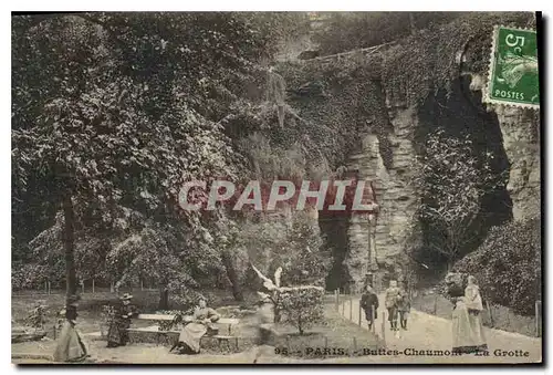 Cartes postales Paris Buttes Chaumont la Grotte