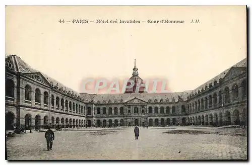 Cartes postales Paris Hotel des Invalides Cour d'Honneur