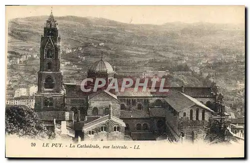 Cartes postales Le Puy La Cathedrale vue laterale