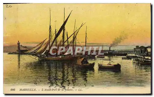 Cartes postales Marseille L'Avant Port de la Joliette Bateau