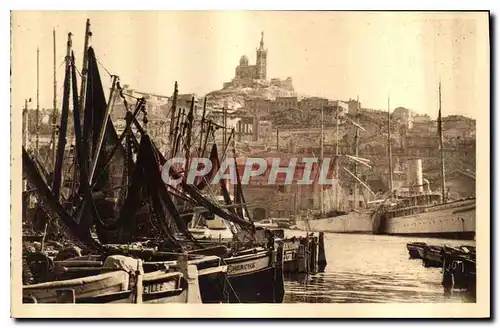 Cartes postales Marseille Bouches du Rhone Notre Dame de la Garde vue du Vieux Port