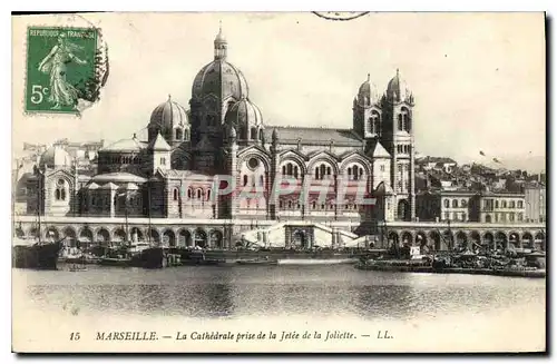 Ansichtskarte AK Marseille La Cathedrale prise de la Jetee de la Joliette