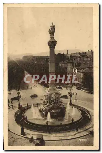 Cartes postales Marseille Place Castellane Fontaine Cantini et l'Avenue du Prado