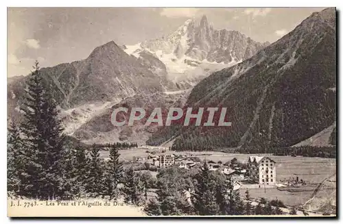 Cartes postales Les Praz et l'Aiguille du Dru