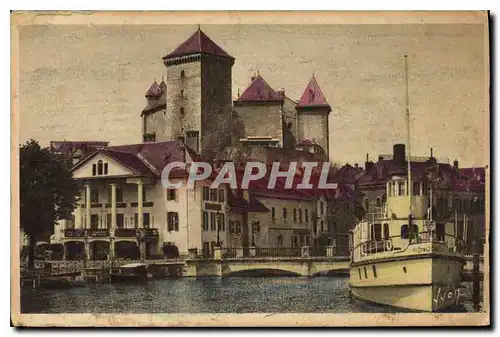 Cartes postales Annecy Haute Savoie Chateau des Ducs de Nemours Bateau