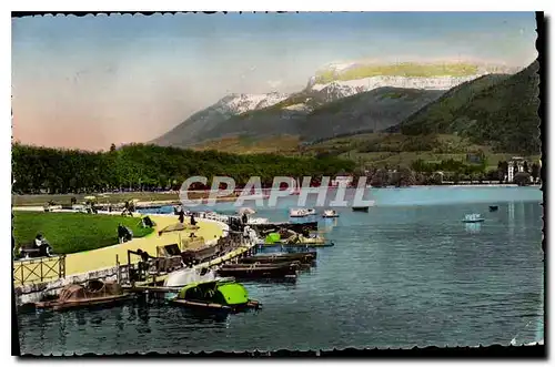 Cartes postales Annecy Baie d'Albigny et Parmelan Bateau Pedalo