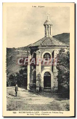 Ansichtskarte AK Les Alpes Notre Dame du Laus Chapelle du Precieux Sang Au fond Village d'Avancon