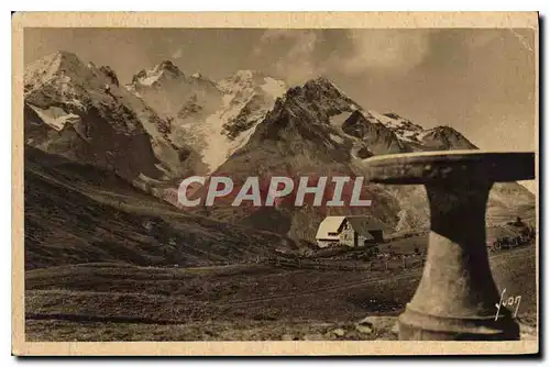 Cartes postales Col du Lautaret La Table d'Orientation le Jardin et le Musee alpin Glacier de l'Homme Massif de