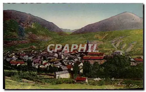 Cartes postales Embrun Htes Alpes Vue Generale Dans le fond vallee Crevoux Col du Parpaillon