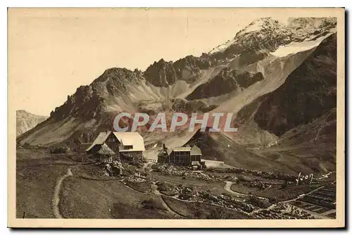 Ansichtskarte AK Les Alpes Col du Lautaret Le Jardin Alpin et le Chalet PLM vers le Massif du Combeynot