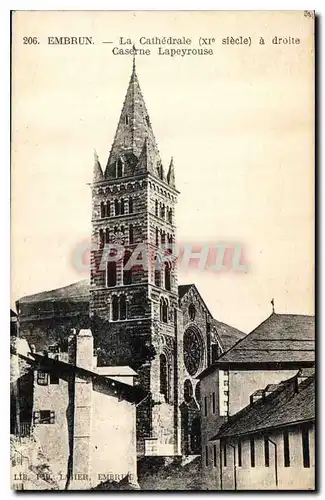 Cartes postales Embrun la Cathedrale Xi siecle a droite Caserne Lapeyrouse