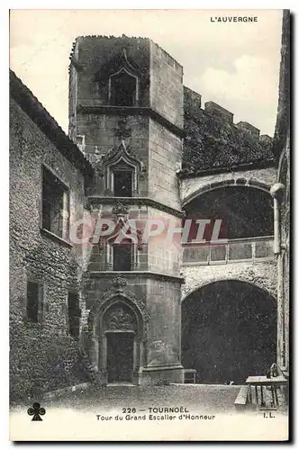 Cartes postales L'Auvergne Tournoel Tour du Grand Escalier d'Honneur