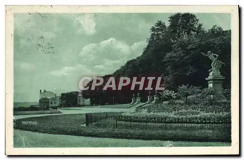 Cartes postales Les Jolis Coins de France Saint Germain en Laye l'Ouragan et la Feuille Morte sur la Terrasse