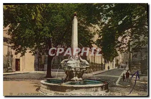 Cartes postales Aix en Provence Fontaine des Quatre Dauphins Rue Cardinale