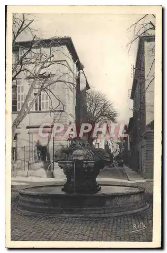 Ansichtskarte AK Aix en Provence La Fontaine des Quatre Dauphins