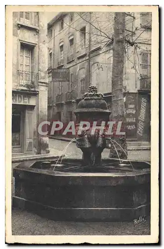 Cartes postales Aix en Provence Fontaine de la place des Trois Ormeaux