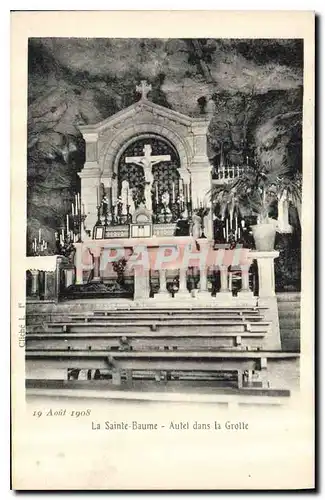 Cartes postales La Sainte Baume Autel dans la Grotte