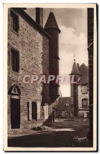 Cartes postales L'Auvergne Cantal Salers L'Eglise