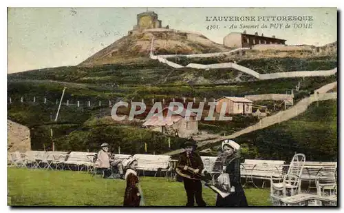 Cartes postales L'Auvergne Pittoresque Au Sommet du Puy de Dome Enfants Folklore