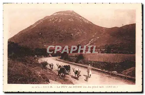 Cartes postales Le Puy de Dome vu du pied