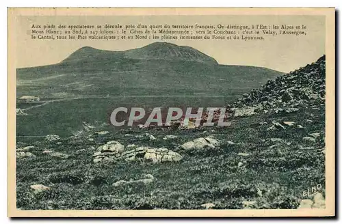 Cartes postales Aux pieds des spectateurs se deroule pres d'un quart du territoire francais