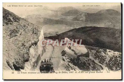 Cartes postales Le Train montant au Sommet du Puy de Dome