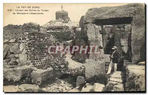 Cartes postales Le Puy de Dome Un coin des Ruires du Temple de Mervure et l'Observatoire