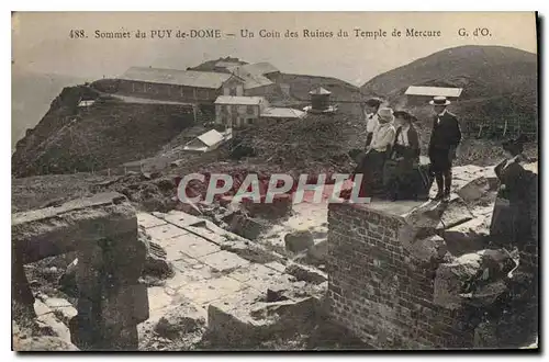 Cartes postales Sommet du Puy de Dome Un Coin des Ruines du Temple de Mercure