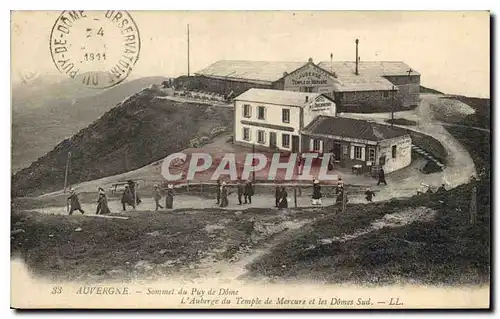 Cartes postales Auvergne Sommet du Puy de Dome L'Auberge du Temple de Mercure et les Domes Sud