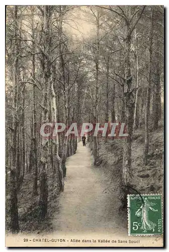 Cartes postales Chatel Guyon Allee dans la Vallee de Sans Souci