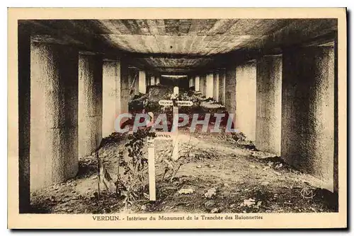 Cartes postales Verdun Interieur du Monument de la Tranchee des Baionnettes