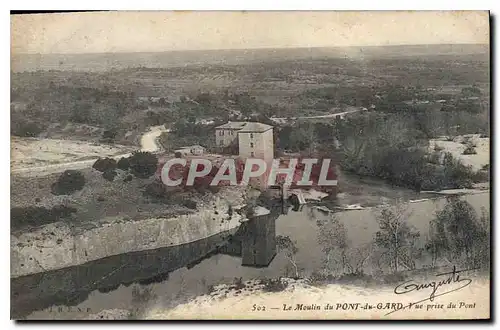 Cartes postales Le Moulin du Pont du Gard Vue prise du Pont