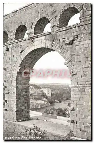 Cartes postales Le Pont du Gard Une Arche