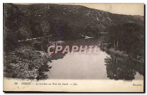 Ansichtskarte AK Nimes Le Gardon au Pont du Gard