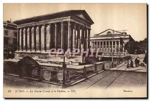 Ansichtskarte AK Nimes La Maison Carree et le Theatre