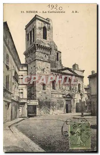 Cartes postales Nimes La Cathedrale