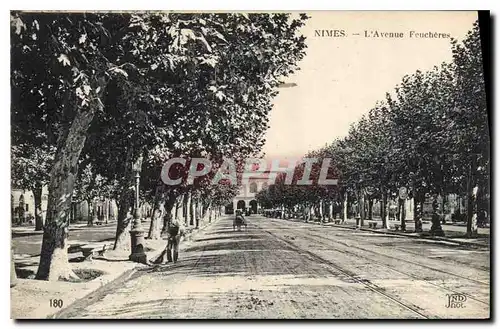 Ansichtskarte AK Nimes L'Avenue Feucheres