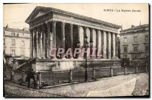 Cartes postales Nimes La Maison Carree