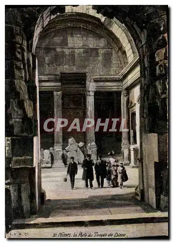 Cartes postales Nimes La Porte de Temple de Diane