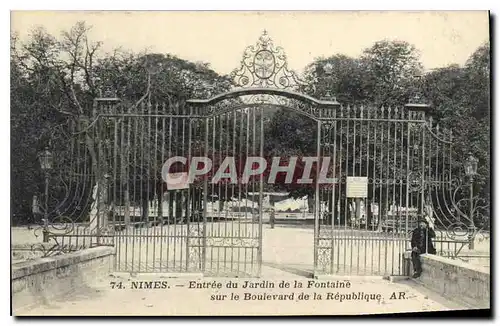 Cartes postales Nimes Entree du Jardin de la Fontaine sur le Boulevard de ls Republique