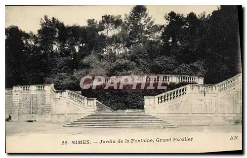 Ansichtskarte AK Nimes Jardin de la Fontaine Grand Escalier