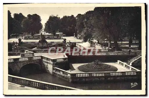 Cartes postales Nimes Gard Jardins de la Fontaine dessines par le Notre au XVIII siecle sur l'emplacement des Th