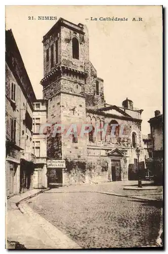 Ansichtskarte AK Nimes La Cathedrale