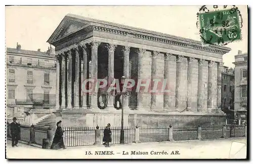 Cartes postales Nimes La Maison Carree